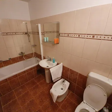 Penthouse Christina With Pool - Large Sunny Terrace - Seaview - 250m To And Restaurants - Free Parking - And Ciovo - 15 Minutes To Airport * تروغير