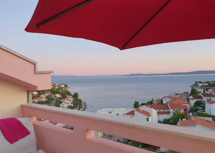 Penthouse Christina With Pool - Large Sunny Terrace - Seaview - 250m To And Restaurants - Free Parking - And Ciovo - 15 Minutes To Airport Appartement Trogir